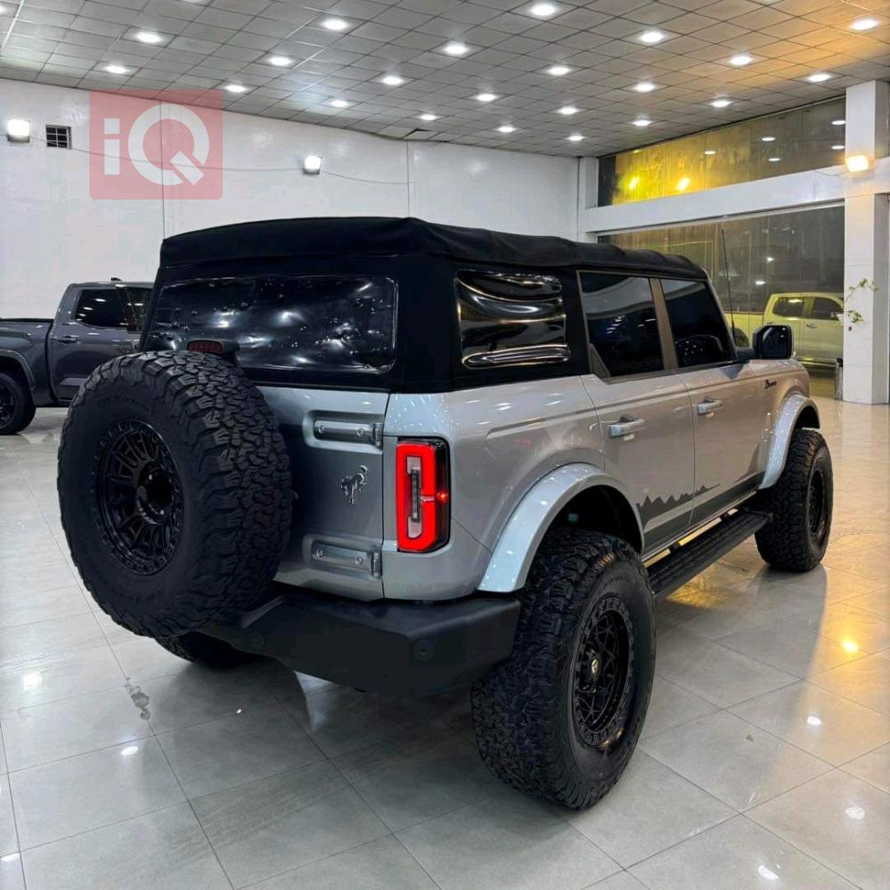 Ford Bronco